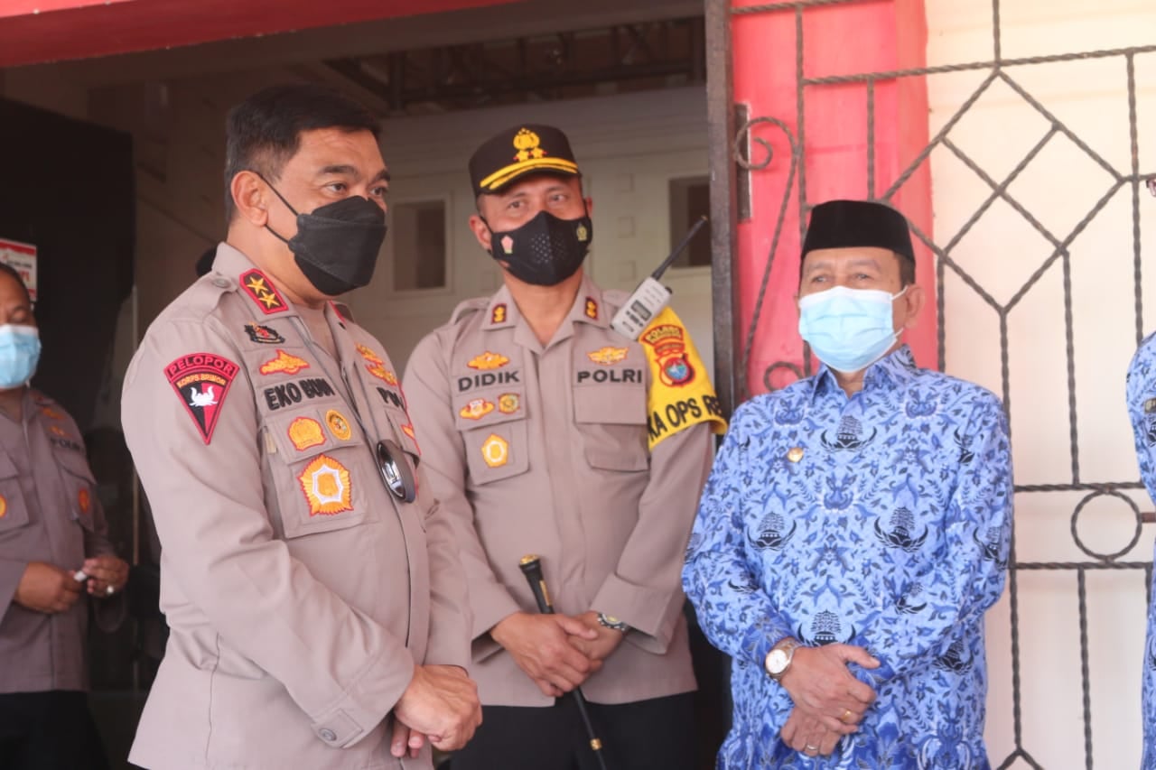 Dampingi Kapolda Pantau Vaksinasi, Bupati Pasangkayu Sebut Sudah Mencapai 70 Persen